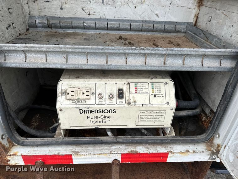 image for item DV0827 2007 Freightliner M2 utility / service truck