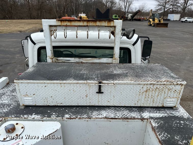 image for item DV0827 2007 Freightliner M2 utility / service truck