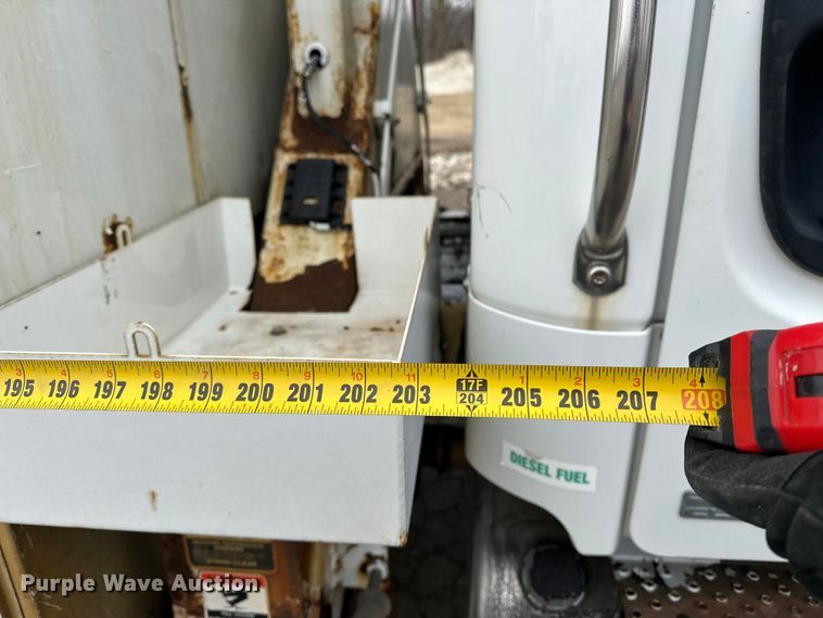 image for item DV0827 2007 Freightliner M2 utility / service truck