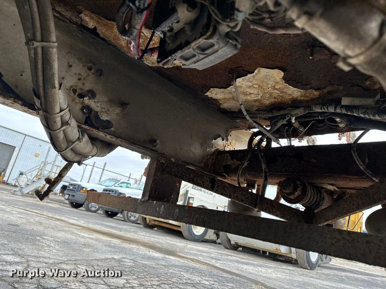 image for item DV0827 2007 Freightliner M2 utility / service truck