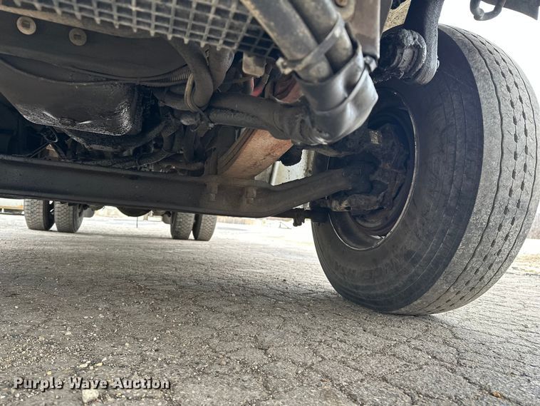 image for item DV0827 2007 Freightliner M2 utility / service truck