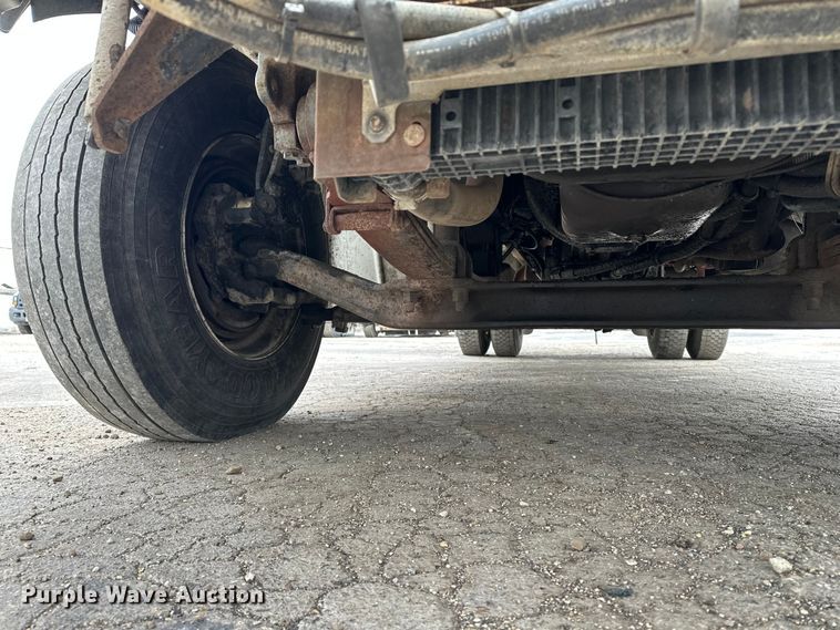 image for item DV0827 2007 Freightliner M2 utility / service truck