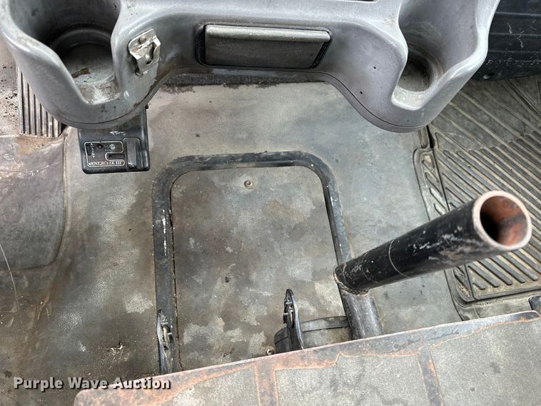 image for item DV0827 2007 Freightliner M2 utility / service truck