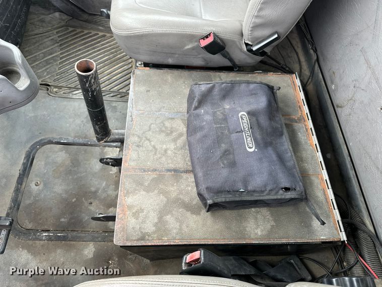 image for item DV0827 2007 Freightliner M2 utility / service truck