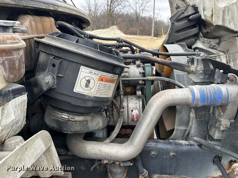 image for item DV0827 2007 Freightliner M2 utility / service truck