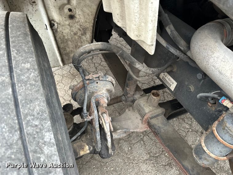 image for item DV0827 2007 Freightliner M2 utility / service truck