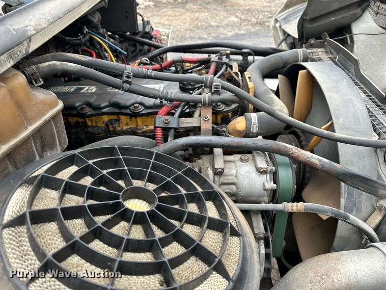 image for item DV0827 2007 Freightliner M2 utility / service truck