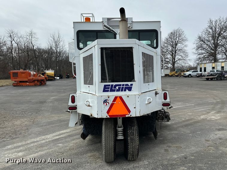 image for item DV0828 Elgin Pelican Series P street sweeper truck