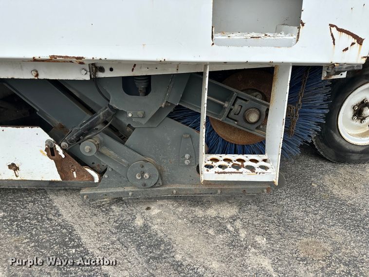 image for item DV0828 Elgin Pelican Series P street sweeper truck