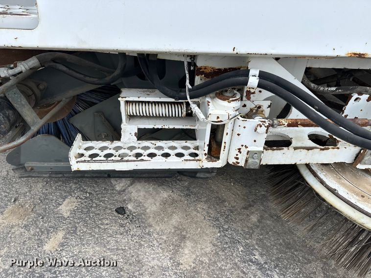 image for item DV0828 Elgin Pelican Series P street sweeper truck