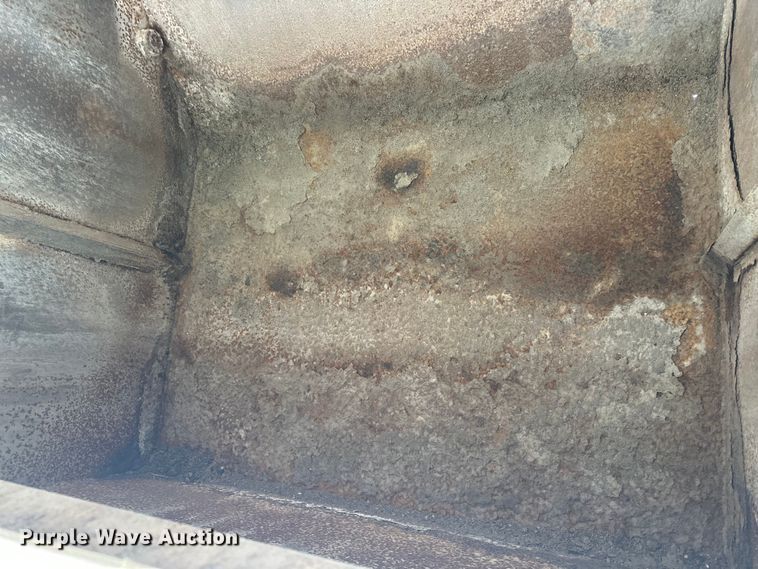 image for item DV0828 Elgin Pelican Series P street sweeper truck