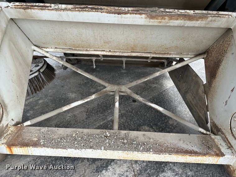 image for item DV0828 Elgin Pelican Series P street sweeper truck