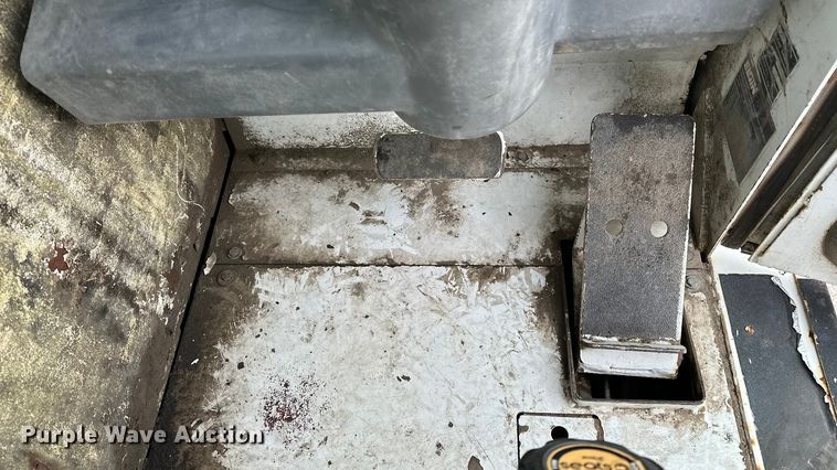 image for item DV0828 Elgin Pelican Series P street sweeper truck