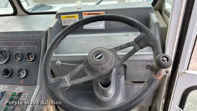 image for item DV0828 Elgin Pelican Series P street sweeper truck