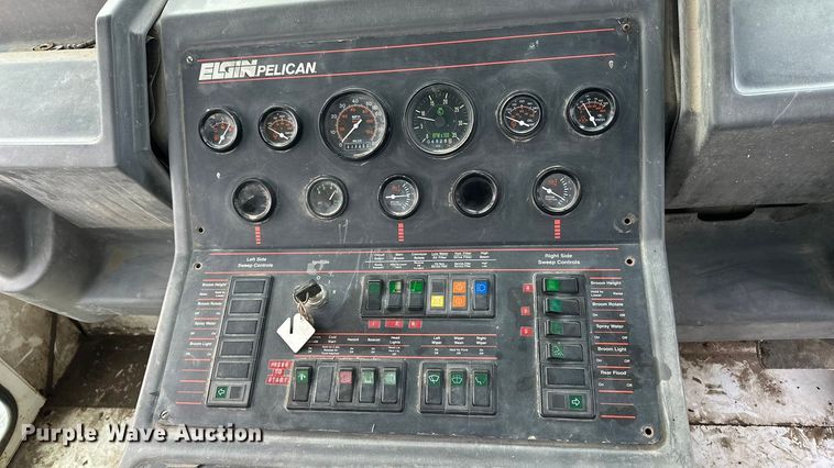 image for item DV0828 Elgin Pelican Series P street sweeper truck