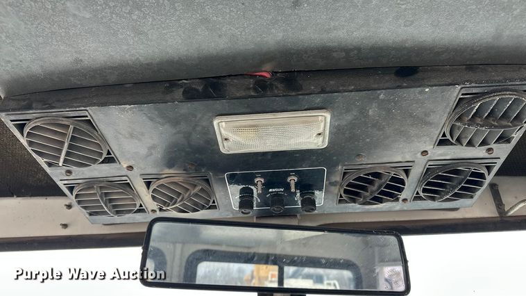 image for item DV0828 Elgin Pelican Series P street sweeper truck