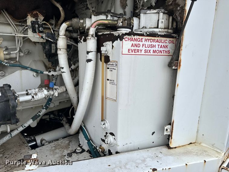 image for item DV0828 Elgin Pelican Series P street sweeper truck