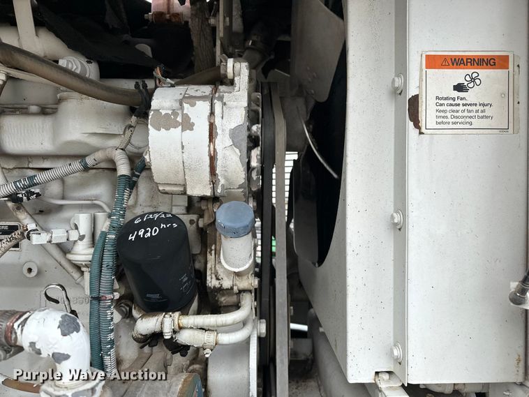 image for item DV0828 Elgin Pelican Series P street sweeper truck