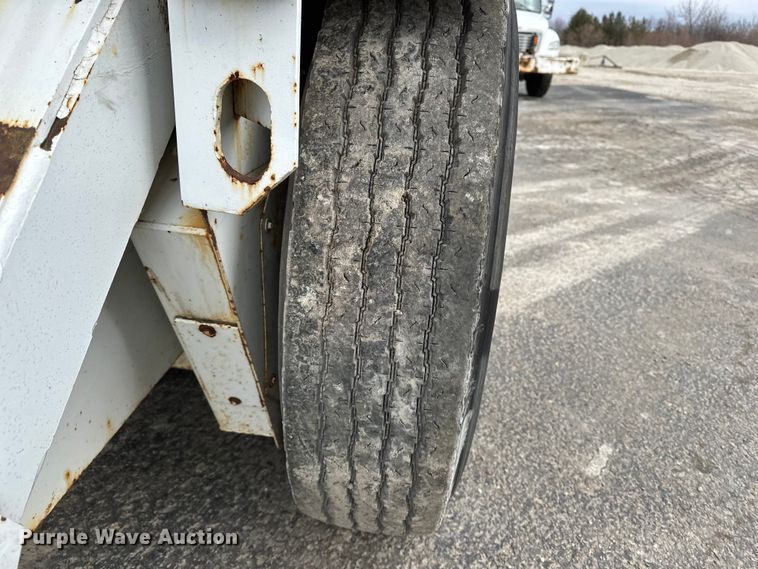 image for item DV0828 Elgin Pelican Series P street sweeper truck