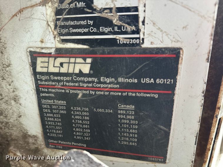 image for item DV0828 Elgin Pelican Series P street sweeper truck