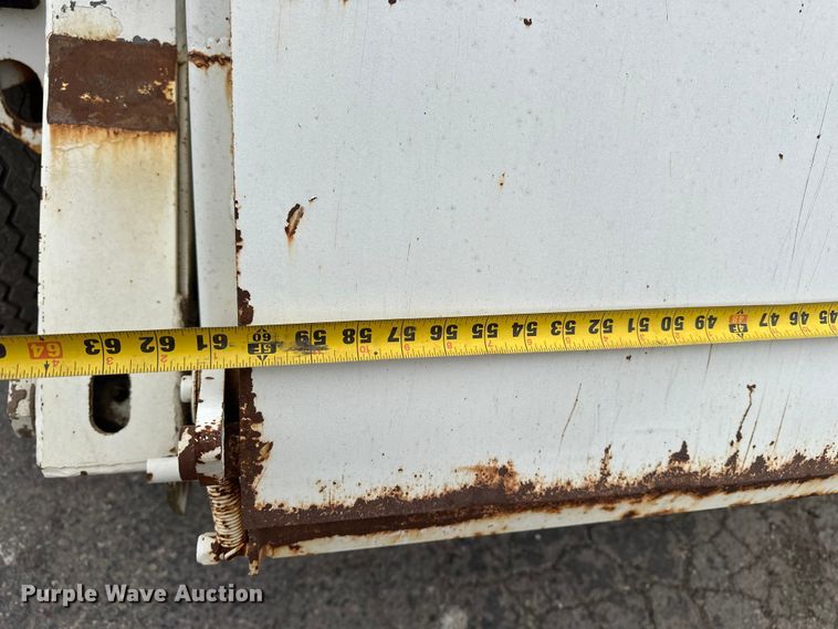 image for item DV0829 1992 Elgin Pelican Series P street sweeper truck