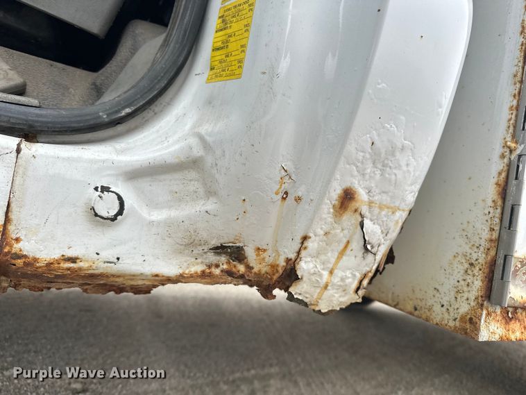 image for item DV0830 2006 Ford F350 Super Duty utility bed pickup truck