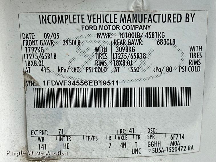 image for item DV0830 2006 Ford F350 Super Duty utility bed pickup truck