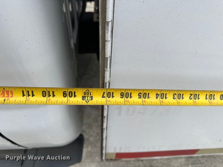 image for item DV0831 2006 Ford F350 Super Duty utility bed pickup truck