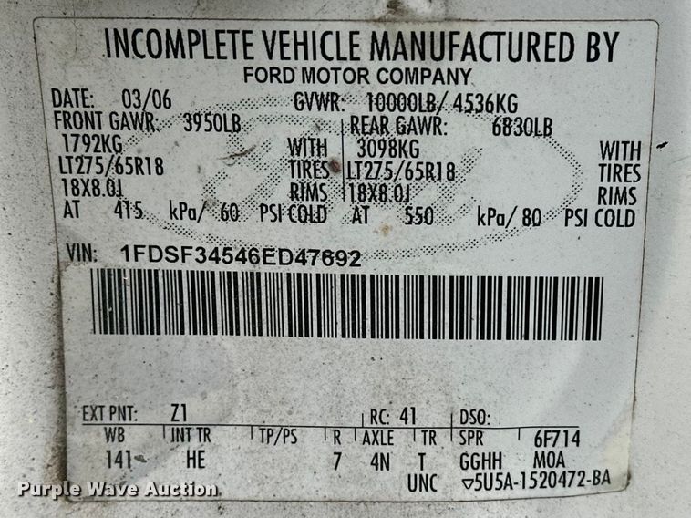 image for item DV0831 2006 Ford F350 Super Duty utility bed pickup truck