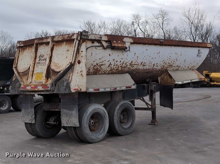 image for item DV0833 1975 Ravens Metal end dump trailer