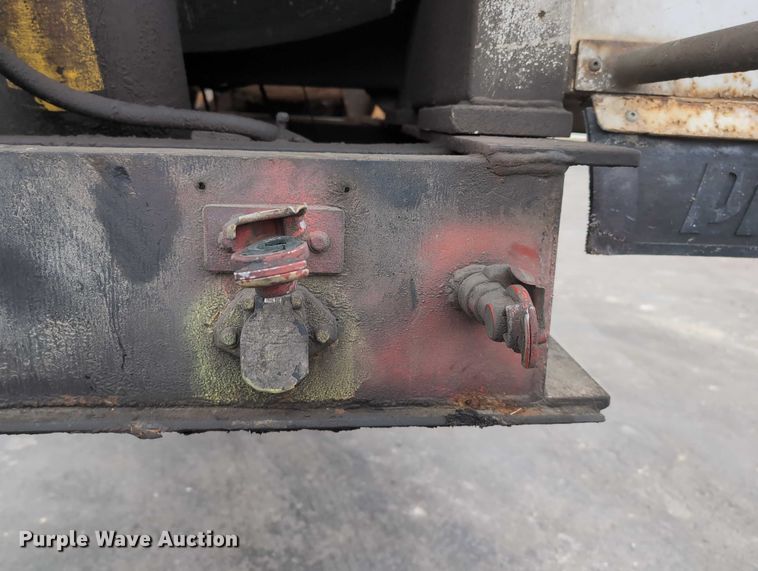 image for item DV0833 1975 Ravens Metal end dump trailer