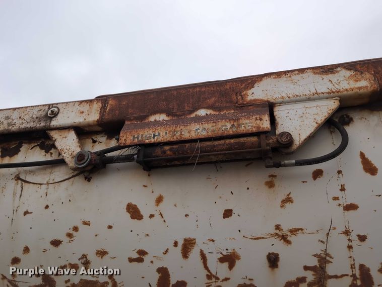 image for item DV0833 1975 Ravens Metal end dump trailer
