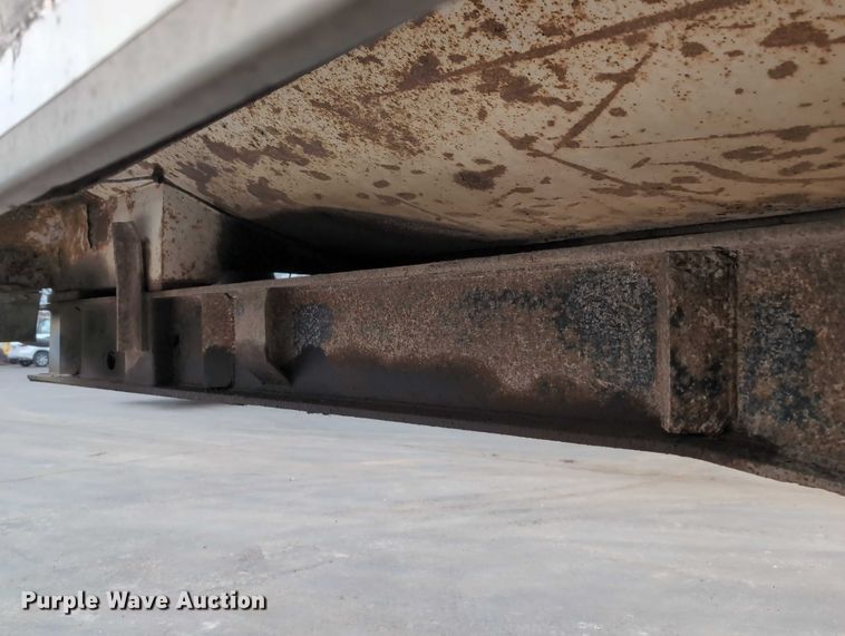 image for item DV0833 1975 Ravens Metal end dump trailer