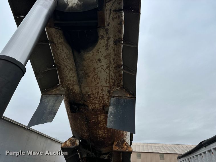 image for item DV0833 1975 Ravens Metal end dump trailer