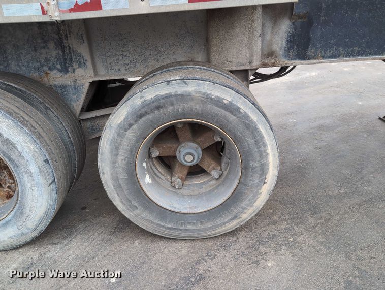 image for item DV0833 1975 Ravens Metal end dump trailer