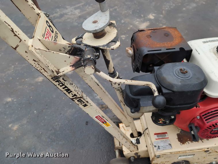 image for item DV0835 Edco CPM8-9H walk behind scarifier