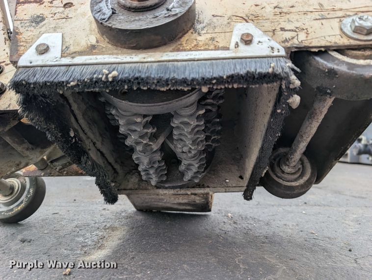 image for item DV0835 Edco CPM8-9H walk behind scarifier