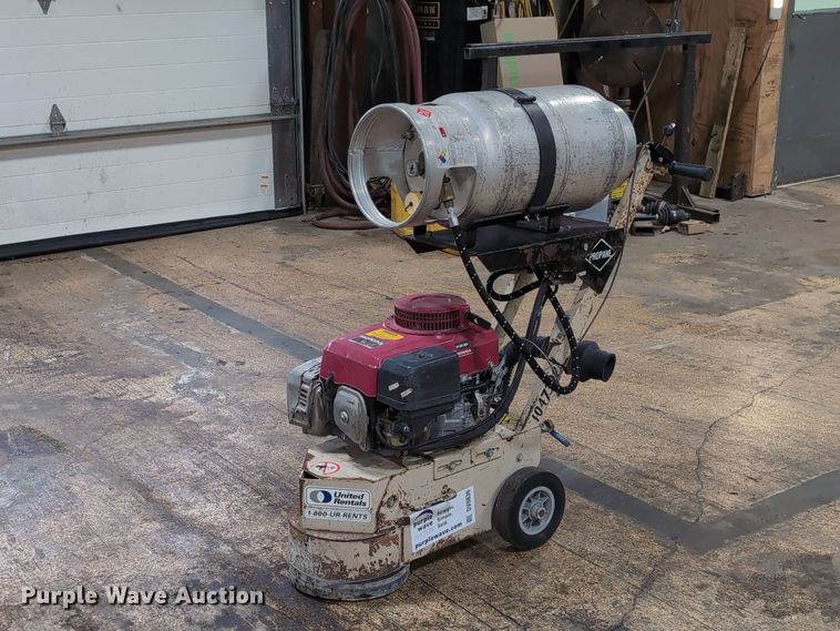 image for item DV0836 Edco TG10-11hp floor burnisher