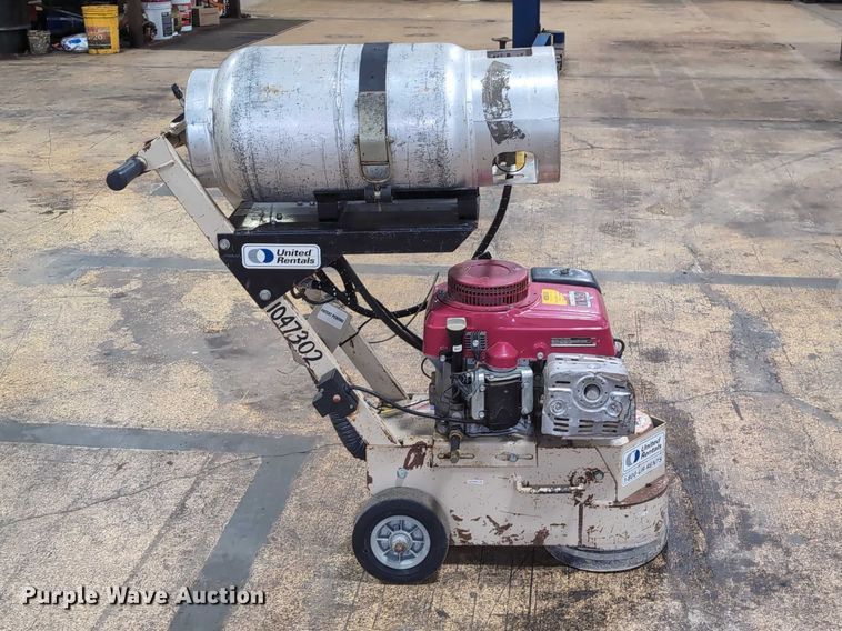 image for item DV0836 Edco TG10-11hp floor burnisher