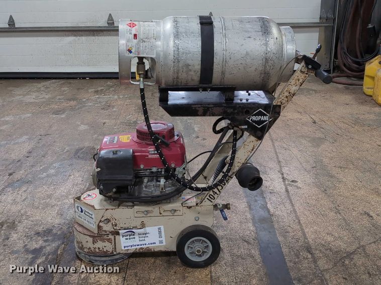 image for item DV0836 Edco TG10-11hp floor burnisher