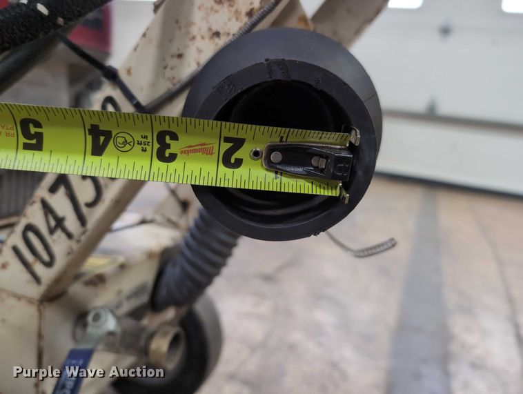 image for item DV0836 Edco TG10-11hp floor burnisher