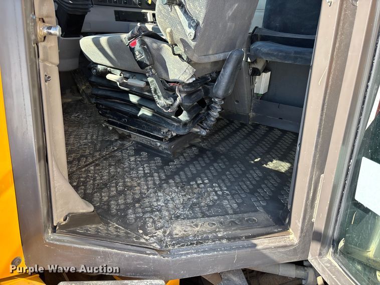 image for item DW7488 2018 Volvo A40G articulated haul truck