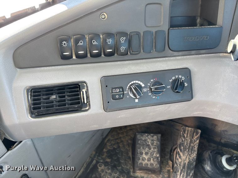 image for item DW7488 2018 Volvo A40G articulated haul truck