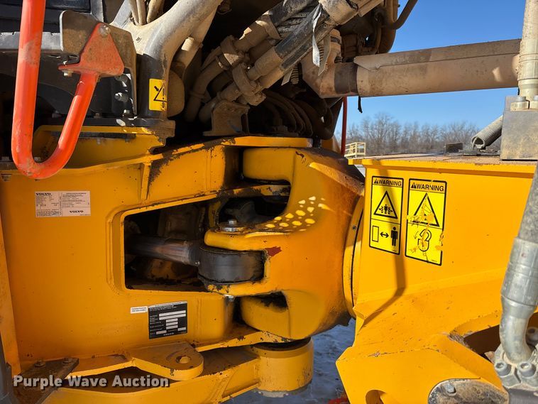 image for item DW7489 2018 Volvo A40G articulated haul truck