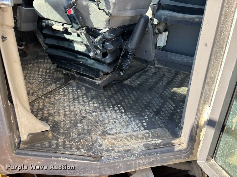 image for item DW7489 2018 Volvo A40G articulated haul truck