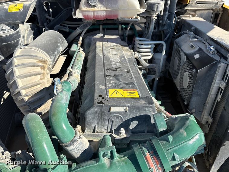 image for item DW7490 2018 Volvo A40G articulated haul truck