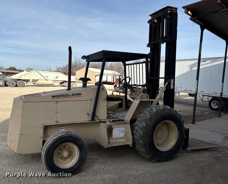 image for item DZ4297 Ingersoll Rand RT708G forklift