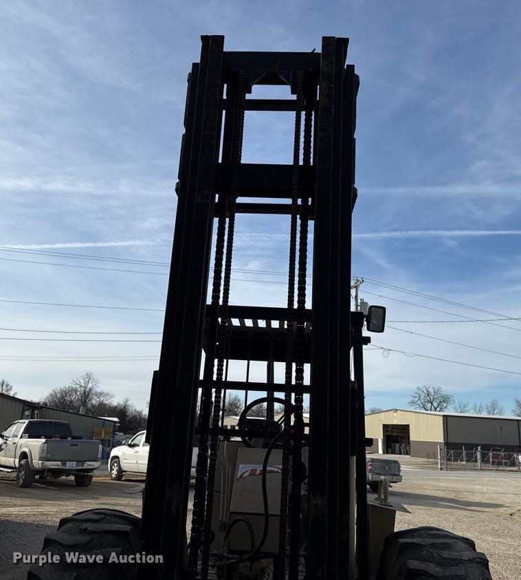 image for item DZ4297 Ingersoll Rand RT708G forklift