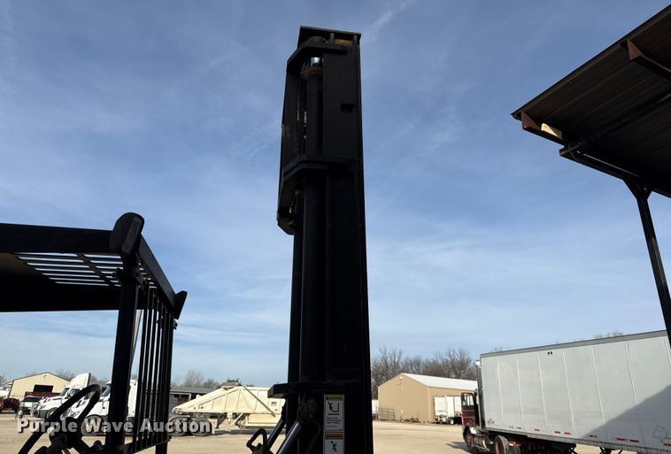 image for item DZ4297 Ingersoll Rand RT708G forklift