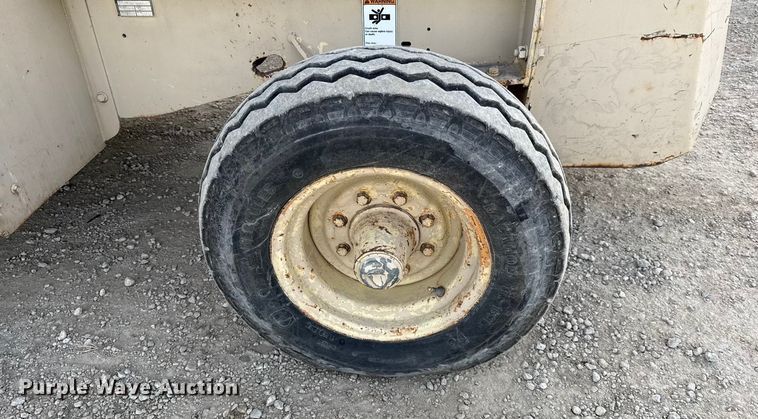 image for item DZ4297 Ingersoll Rand RT708G forklift